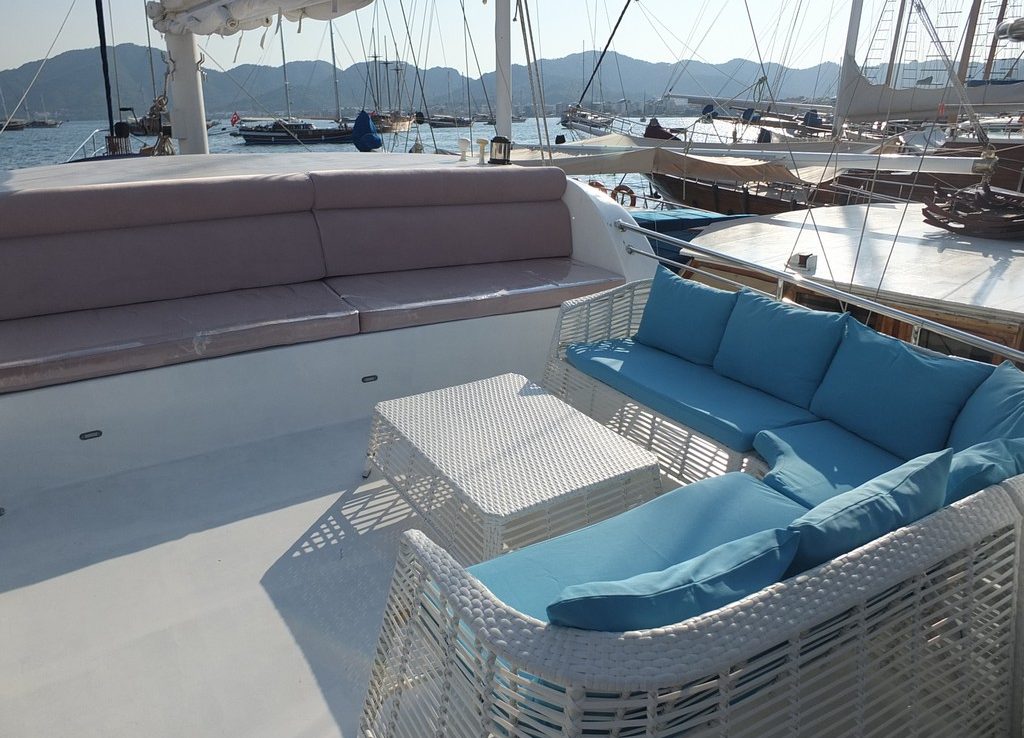 ALICIA Yacht Charter Details, Westport 112 CHARTERWORLD Luxury